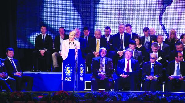 liberalii isi spala rufele inainte de congres