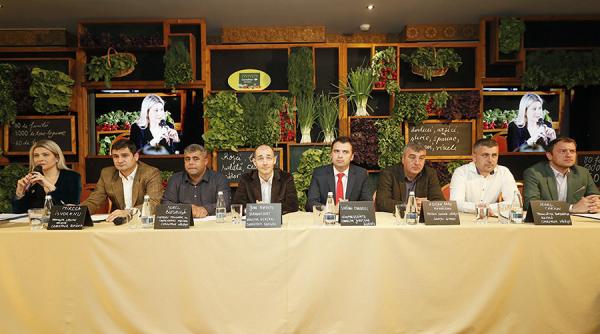 carrefour si a facut cooperativa agricola ferma face 5 000 de tone de legume