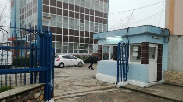 doi angajati ai unei fabrici din targoviste au murit intoxicati in ghereta paznicului