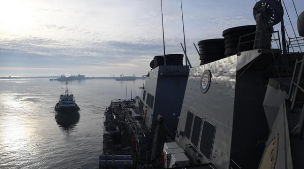 navele americane de pe care s au lansat rachetele au acostat si la constanta