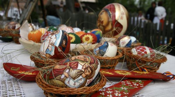 se deschide targul de paste