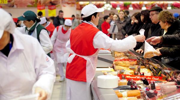 din toate alimentele analizate autoritatile romane au gasit nereguli numai la miere