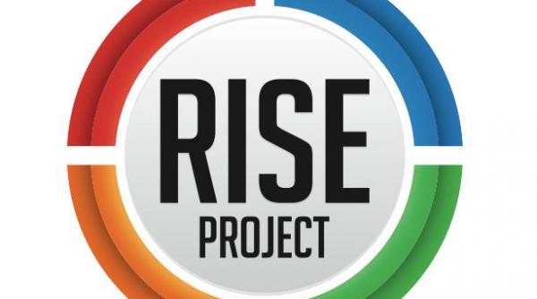 la ancheta care a castigat un premiu pulitzer au contribuit si jurnalisti romani