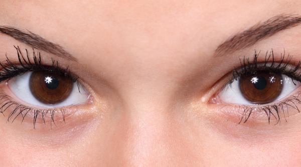 ce spune forma sprancenelor despre tine