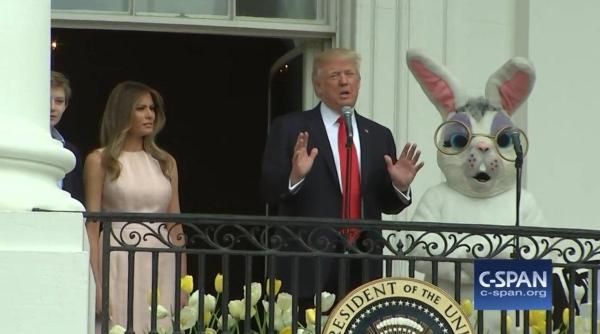 video ghiontul melaniei trump face deliciul internetului