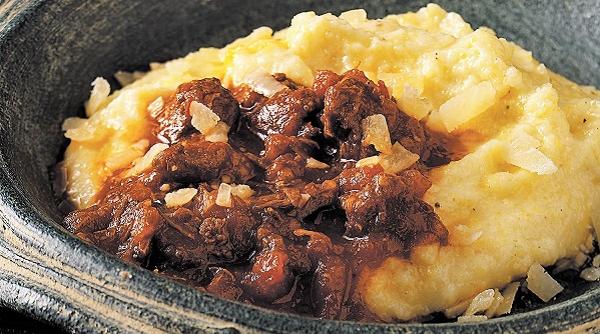 retete romanesti tochitura moldoveneasca a niculinei maric