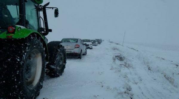 galati 12 drumuri judetene blocate de suluri de zapada