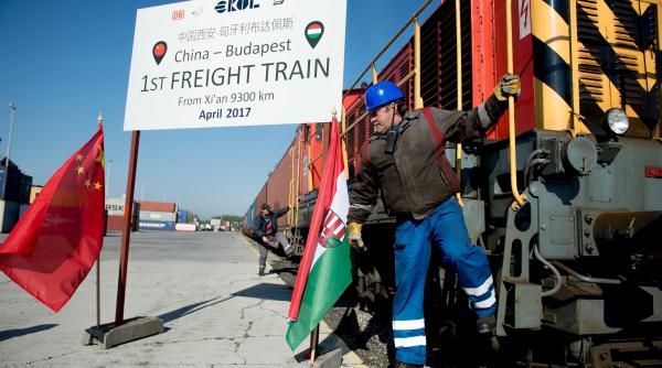 primul tren de marfa din china a ajuns in ungaria