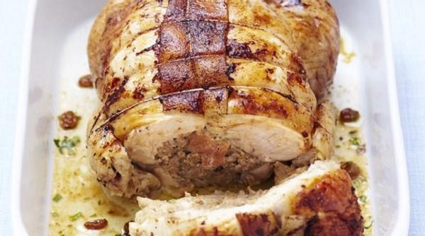 retete romanesti clapon umplut cu tocatura pentru masa de sfantul gheorghe