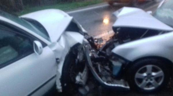 valcea trafic rutier blocat pe valea oltului la calimanesti din cauza unui accident rutier