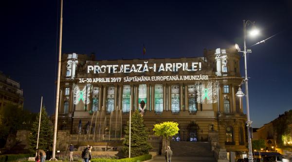 proiectie video pe cercul militar national realizata in cadrul campaniei protejeaza i aripile cu ocazia saptamanii mondiale a imunizarii