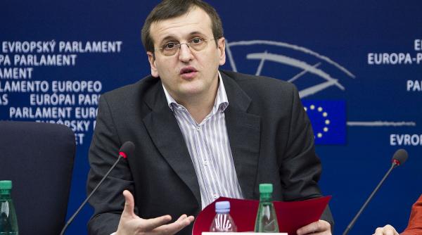 cristian preda a refuzat invitatia la palatul cotroceni pentru ca nu are chef sa ciocneasca sampanie cu pungasi