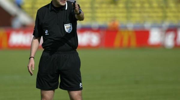 fotbal arbitrul alexandru deaconu observator la semifinala ajax lyon din europa league