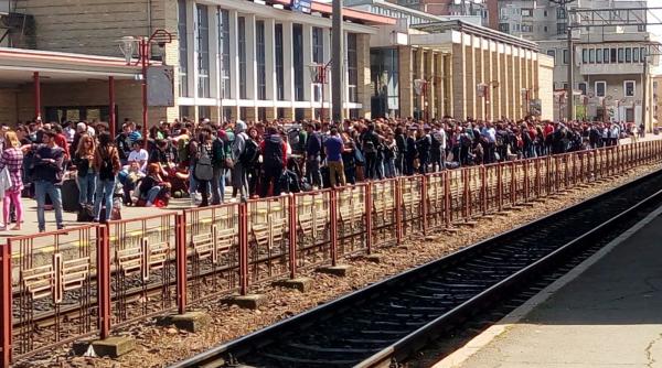 cfr depasit de valul de turisti