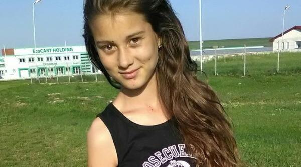 moarte ciudata o adolescenta de 14 ani a fost gasita spanzurata la marginea unei paduri