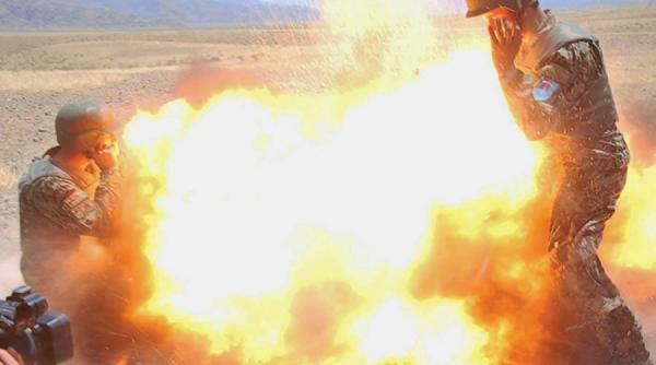 un fotoreporter al fortelor sua a surprins explozia care a ucis o in afganistan fotografiile au fost facute publice