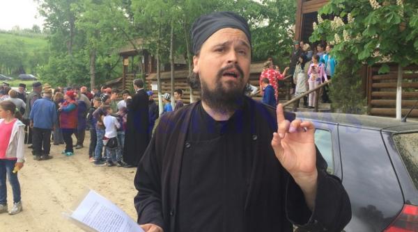 scandal intr o biserica din botosani un preot a fost suspendat din functie