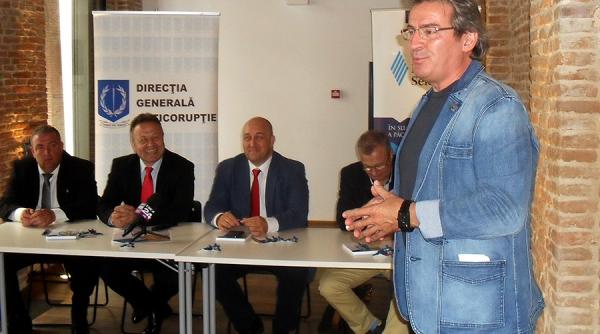 mai isi pregateste viitorii politisti in spiritul anticoruptiei