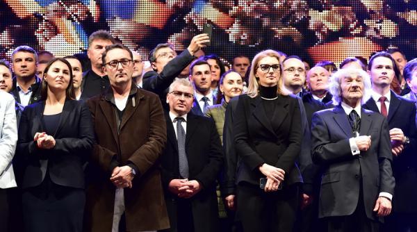 se incinge lupta pentru putere in noul pnl