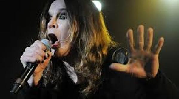 ozzy osbourne va urla la luna in timpul eclipsei din 21 august