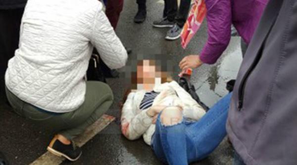 o tanara din arad a fost grav accindentata pe trecerea de pietoni de un biciclist