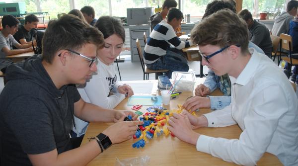 liceul de mecatronica din iasi devine tot mai atragator pentru elevii moldoveni si prin competitiile pe care le organizeaza