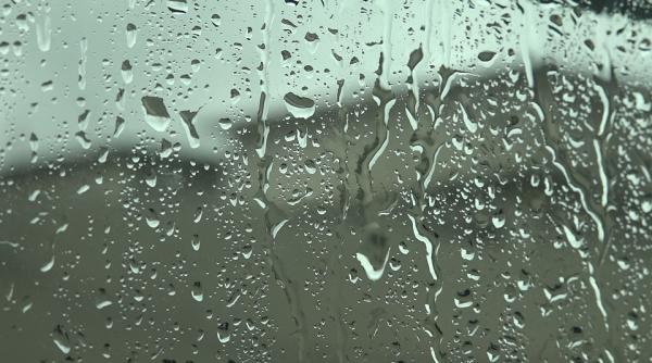 prognoza meteo pentru 16 17 si 18 mai ploi locale torentiale