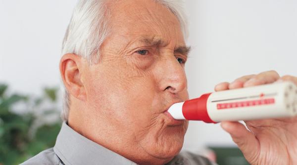 un milion de romani sufera de astm o boala care ucide