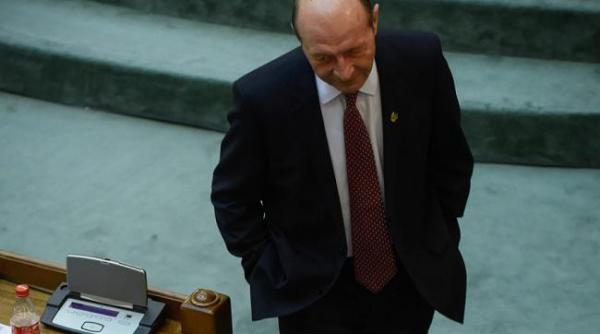 traian basescu o sa ii dau o veste proasta lui victor ponta il dau in judecata