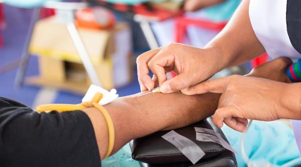 campania de donare de sange lansata de crucea rosie