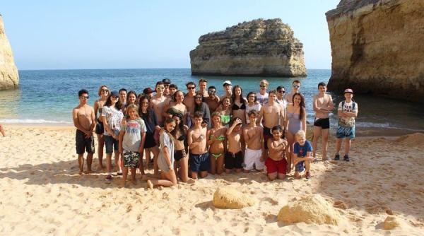 numarul copiilor care pleaca in tabere educationale internationale a crescut cu 30 in ultimul an