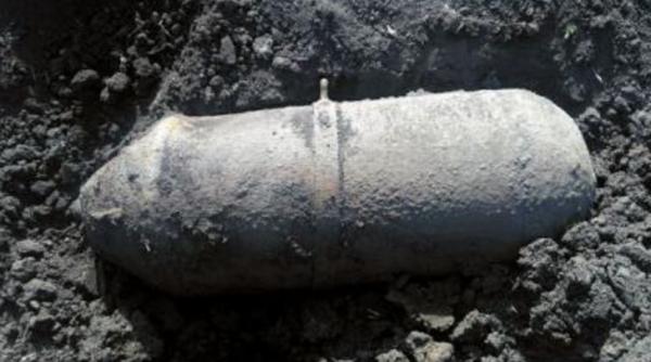 3 bombe au fost descoperite pe linia ferata bucuresti suceava