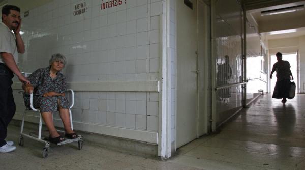 comisiile juridica si de sanatate au modificat oug 79 2016 managerii de spitale pot fi membri simpli de partid