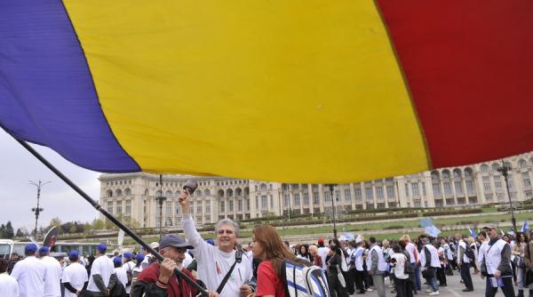 sindicatele din administratia publica anunta miting la palatul parlamentului cu 10 000 de persoane din cauza legii salarizarii