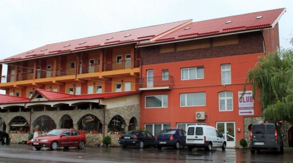 scoala altfel terminata la spital pentru 15 elevi din targoviste