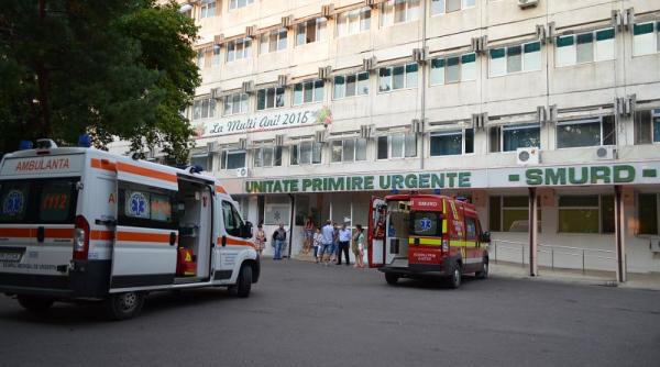 un pacient al spitalului judetean focsani s a aruncat in cap de la etajul 1