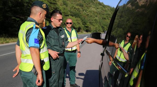 grecia o retea de trafic de migranti catre europa a fost dezmembrata