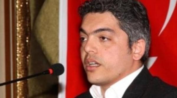 turcia directorul unui ziar de opozitie arestat dupa ce a refuzat sa publice un drept la replica al ginerelui lui erdogan