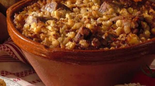 iahnie de fasole cu ciolan afumat reteta lui radu anton roman