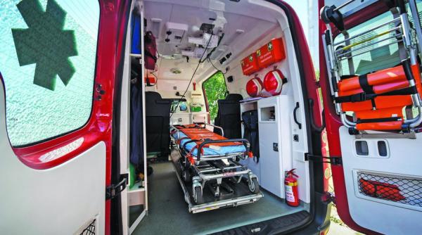 razboiul ambulantelor doi se cearta sgg castiga