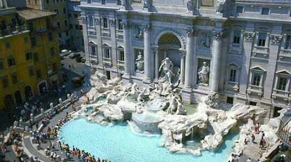 un obsedat sexual prins in timp ce pipaia turiste la roma