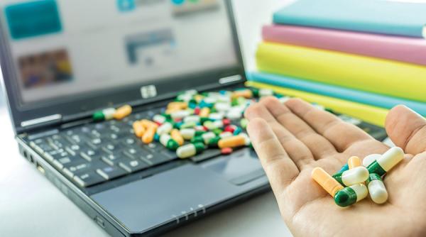 bolnavii de cancer victime sigure pe piata neagra a medicamentelor