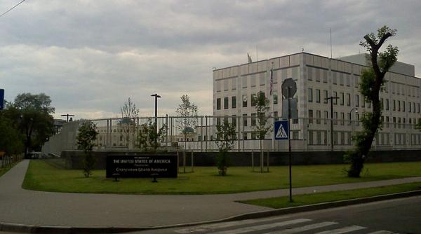 ucraina ambasada sua la kiev vizata de o explozie care nu a facut victime