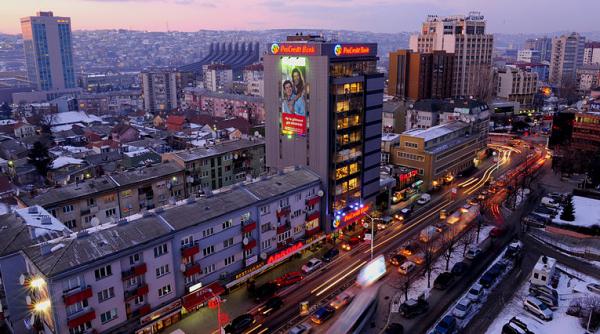 alegatorii din kosovo sunt chemati la urne in cadrul unui scrutin parlamentar