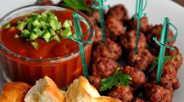 mitite kofte de ce nu sunt acelasi lucru cu mititeii nostri in ciuda sonoritatii apropiate