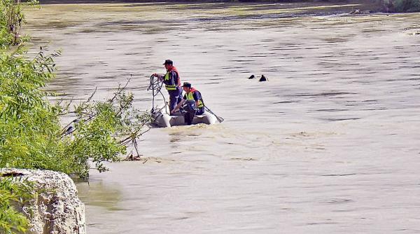 doua cadavre au fost scoase din raul mures
