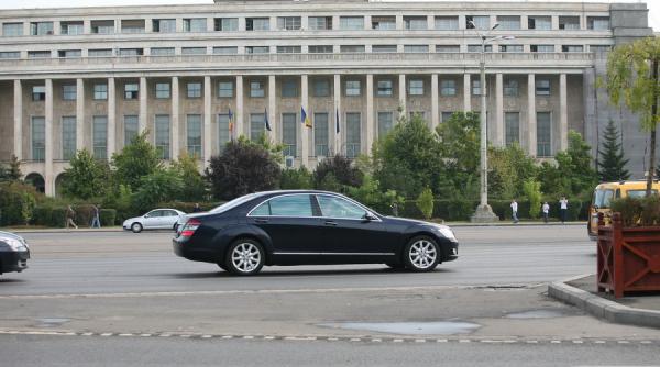 majoritatea consilierilor premierului sunt la guvern victor ponta a plecat din palatul victoria