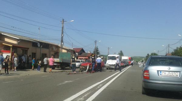 prahova trei raniti intr un accident pe dn 1b la bucov