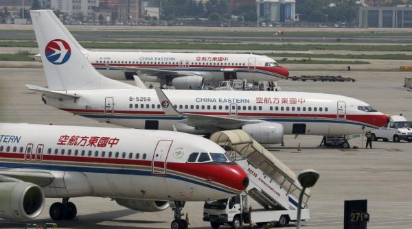 20 de persoane au fost ranite in timpul unui zbor al china eastern airlines din cauza turbulentelor