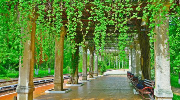 cea mai romantica gara din europa se afla in romania tu stii care este urmareste video